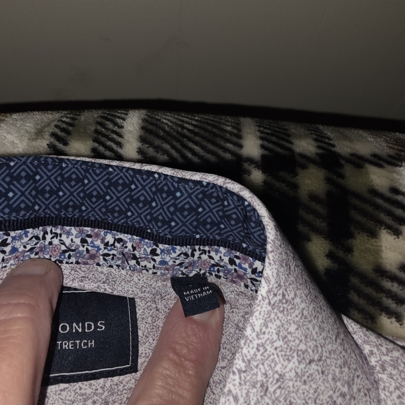 Men's Gray Button-Up Shirt - Picture 3 of 5